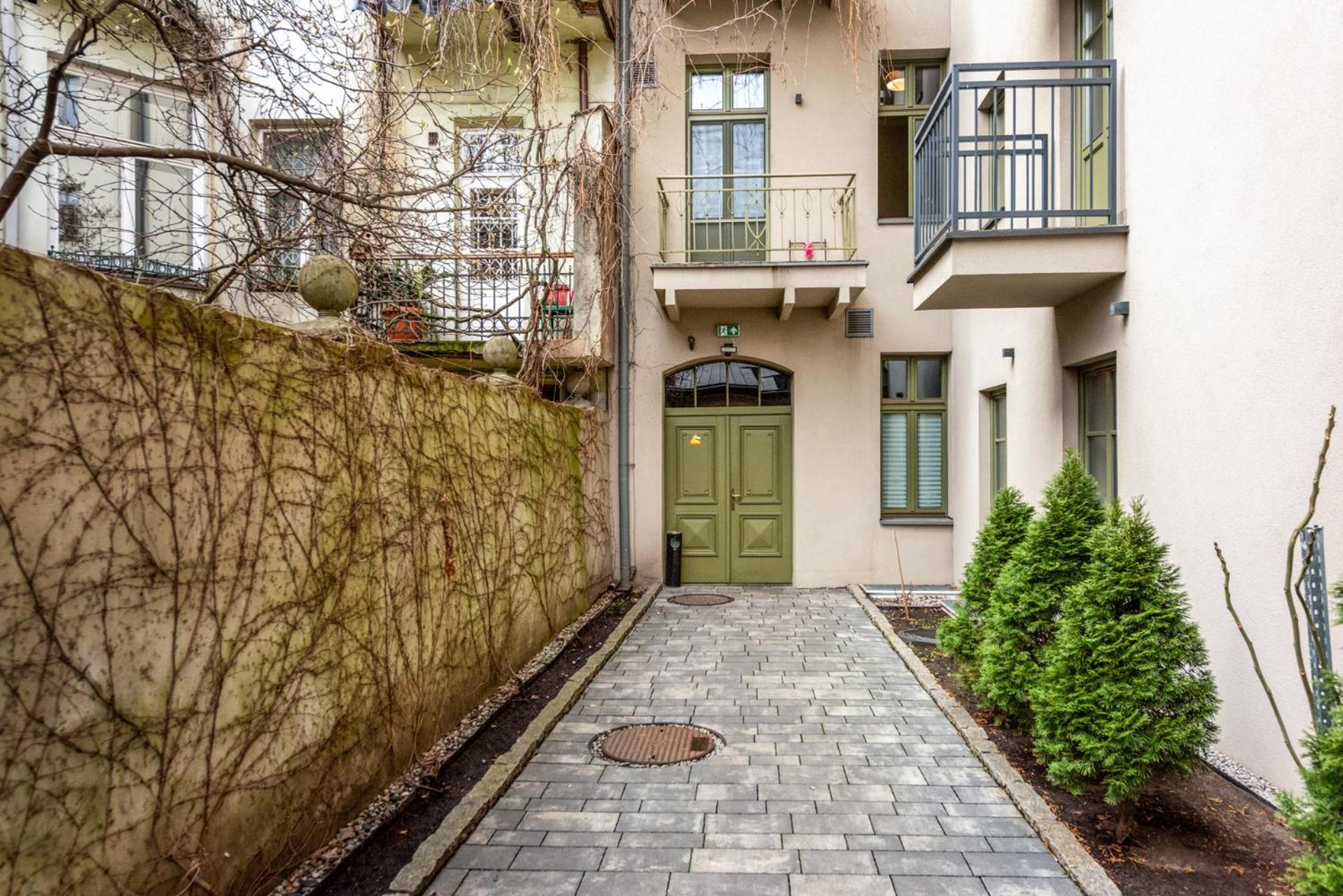 Modern Apartment Arizona Studio Old Town Dietla Balcony Красков Екстериор снимка