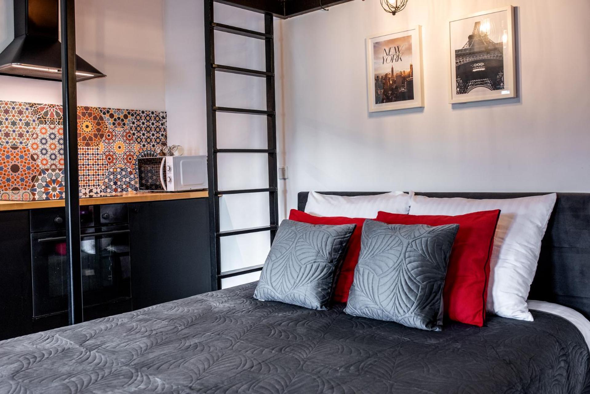 Modern Apartment Arizona Studio Old Town Dietla Balcony Красков Екстериор снимка